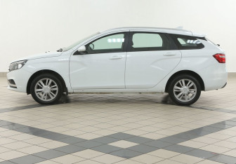 Подержанный автомобиль LADA (ВАЗ) Vesta Wagon 2019 года (7 фото)
