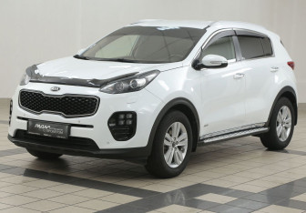 Подержанный автомобиль Kia Sportage 2016 года (8 фото)