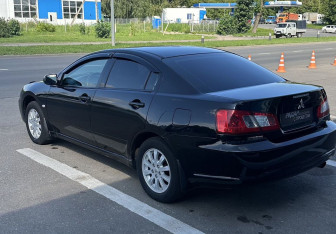 Подержанный автомобиль Mitsubishi Galant Sedan 2007 года (6 фото)