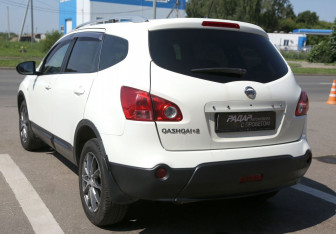 Подержанный автомобиль Nissan Qashqai+2 2009 года (4 фото)