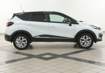 Подержанный автомобиль Renault Kaptur 2016 года (5 фото)