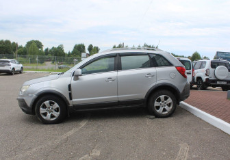 Подержанный автомобиль Opel Antara 2007 года (4 фото)