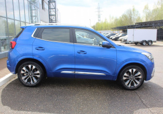 Подержанный автомобиль Chery Tiggo 4 2017 года (8 фото)
