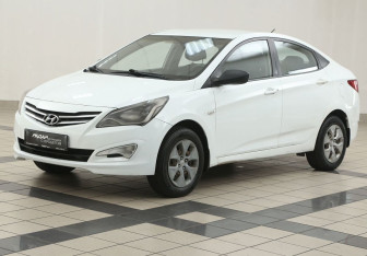 Подержанный автомобиль Hyundai Solaris Sedan 2014 года (8 фото)