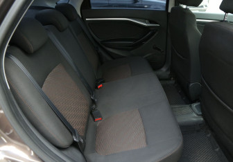 Подержанный автомобиль LADA (ВАЗ) Vesta Sedan 2016 года (11 фото)