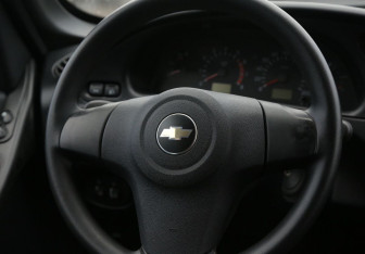 Подержанный автомобиль Chevrolet Niva 2012 года (16 фото)