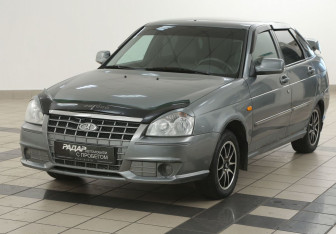 Подержанный автомобиль LADA (ВАЗ) Priora Hatchback 2011 года (8 фото)