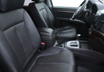 Подержанный автомобиль Hyundai Santa Fe 2011 года (10 фото)