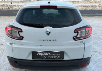 Подержанный автомобиль Renault Megane Wagon 2009 года (7 фото)