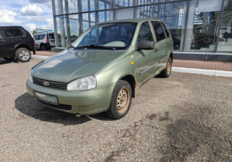 Подержанный автомобиль LADA (ВАЗ) Kalina Wagon 2011 года (3 фото)