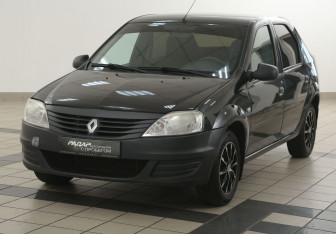 Подержанный автомобиль Renault Logan Sedan 2013 года (8 фото)