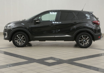 Подержанный автомобиль Renault Kaptur 2019 года (7 фото)