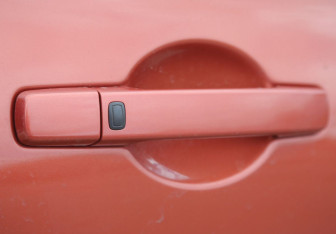 Подержанный автомобиль Nissan Qashqai 2008 года (19 фото)