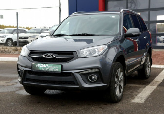 Подержанный автомобиль Chery Tiggo 3 2017 года (3 фото)