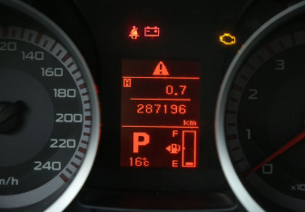 Подержанный автомобиль Mitsubishi Lancer Sedan 2008 года (18 фото)