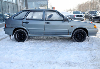 Подержанный автомобиль LADA (ВАЗ) 2114 2010 года (7 фото)