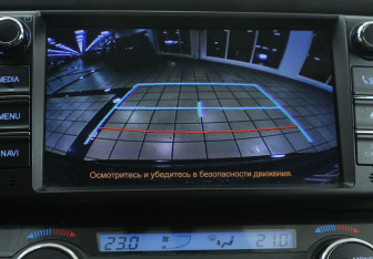 Подержанный автомобиль Toyota RAV4 2017 года (22 фото)