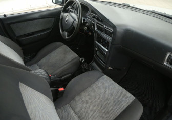 Подержанный автомобиль Daewoo Nexia Sedan 2010 года (9 фото)