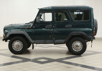 Подержанный автомобиль УАЗ 3151 2001 года (5 фото)