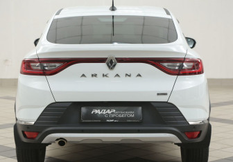 Подержанный автомобиль Renault Arkana 2020 года (3 фото)