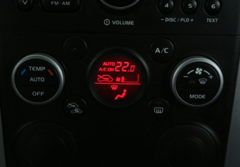 Подержанный автомобиль Suzuki Grand Vitara 2013 года (17 фото)