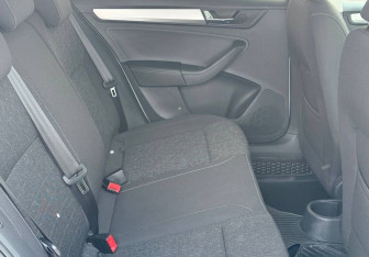 Подержанный автомобиль Skoda Rapid Liftback 2021 года (9 фото)