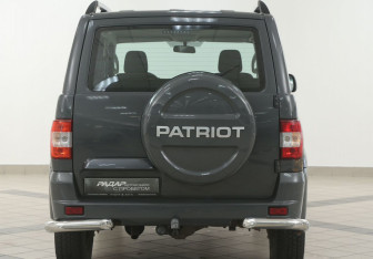 Подержанный автомобиль УАЗ Patriot 2020 года (3 фото)