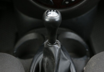 Подержанный автомобиль Ford Focus Hatchback 2005 года (13 фото)