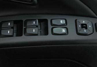 Подержанный автомобиль Hyundai ix35 2014 года (18 фото)