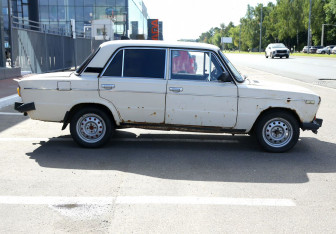 Подержанный автомобиль LADA (ВАЗ) 2106 1995 года (7 фото)