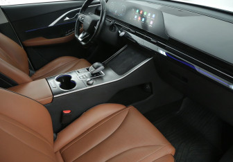 Подержанный автомобиль Omoda C5 2022 года (9 фото)