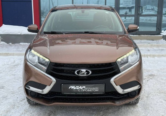 Подержанный автомобиль LADA (ВАЗ) XRAY 2018 года (2 фото)