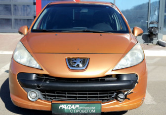 Подержанный автомобиль Peugeot 207 Hatchback 2008 года (2 фото)