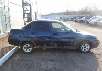 Подержанный автомобиль LADA (ВАЗ) 2110 2005 года (8 фото)