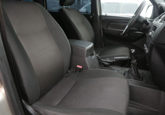 Подержанный автомобиль УАЗ Patriot 2016 года (10 фото)