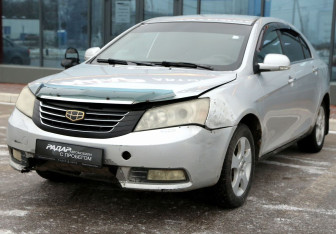Подержанный автомобиль Geely Emgrand EC7 Sedan 2013 года (3 фото)