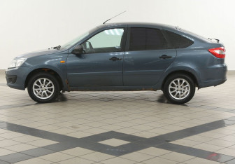 Подержанный автомобиль LADA (ВАЗ) Granta Liftback 2014 года (7 фото)