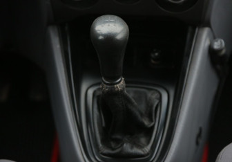 Подержанный автомобиль Hyundai Matrix 2004 года (16 фото)