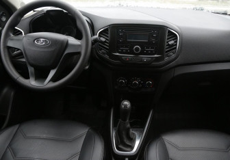 Подержанный автомобиль LADA (ВАЗ) XRAY 2017 года (12 фото)