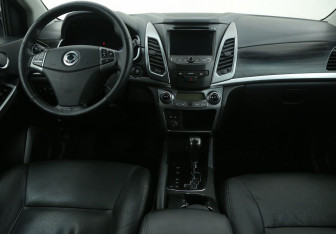 Подержанный автомобиль SsangYong Actyon 2013 года (12 фото)