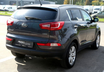 Подержанный автомобиль Kia Sportage 2012 года (6 фото)
