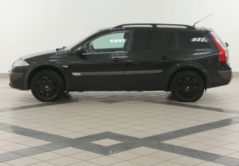 Подержанный автомобиль Renault Megane Wagon 2006 года (7 фото)