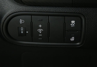 Подержанный автомобиль Kia Cerato Sedan 2015 года (18 фото)