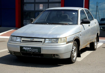 Подержанный автомобиль LADA (ВАЗ) 2110 2001 года (3 фото)