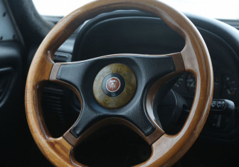 Подержанный автомобиль ГАЗ 3110 «Волга» Sedan 2001 года (15 фото)