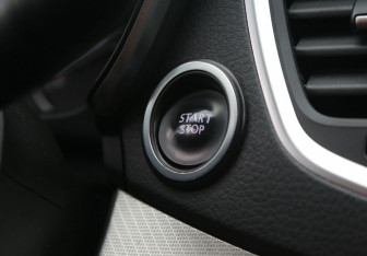 Подержанный автомобиль LADA (ВАЗ) Vesta Sedan 2024 года (17 фото)