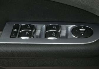 Подержанный автомобиль Ford Focus Hatchback 2008 года (17 фото)