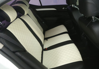 Подержанный автомобиль Citroen C4 Sedan 2013 года (11 фото)