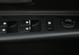 Подержанный автомобиль Kia Ceed Hatchback 2008 года (18 фото)