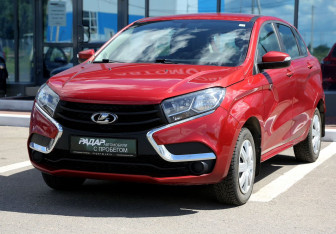 Подержанный автомобиль LADA (ВАЗ) XRAY 2018 года (3 фото)